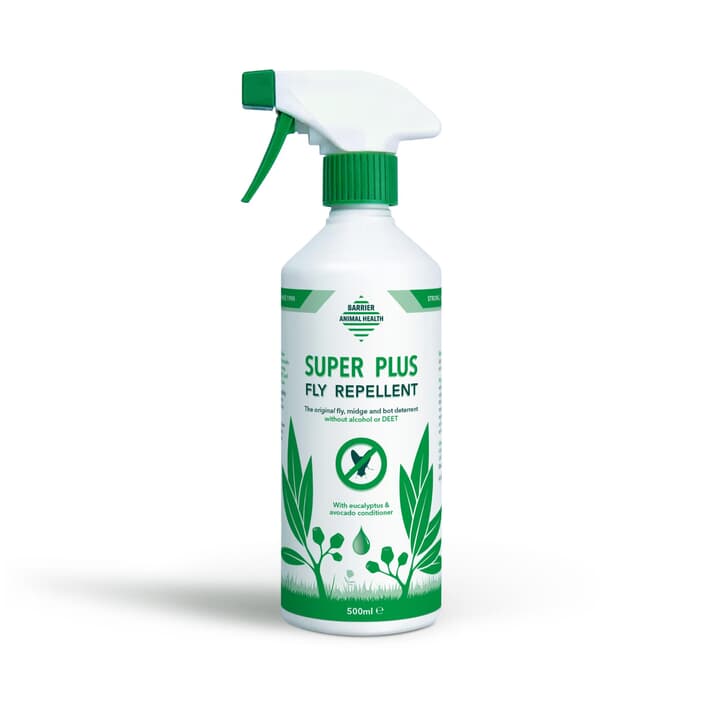 Super Plus Fly Repellent spray 500ml bottle on a white background