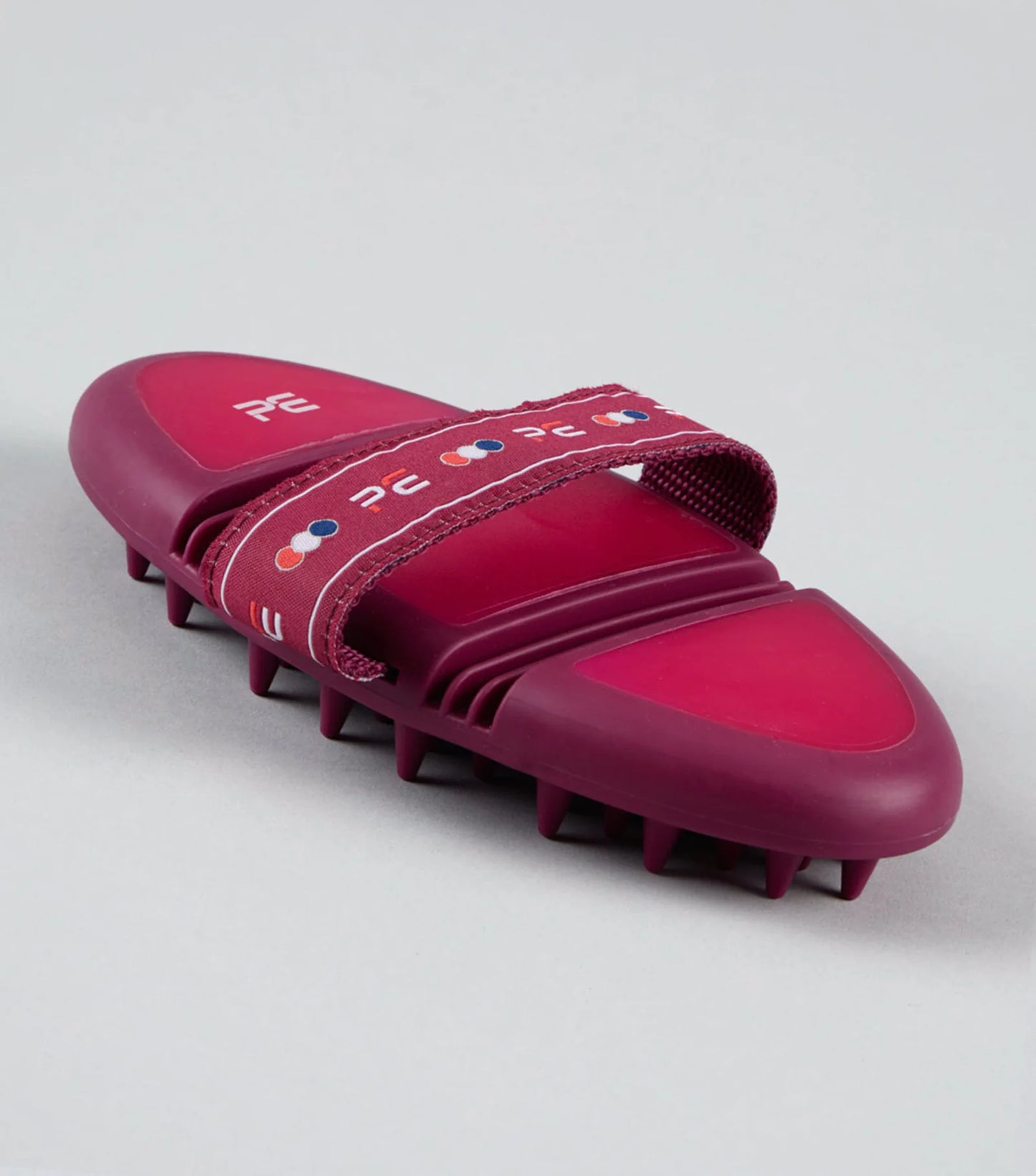 Premier Equine Soft-Touch Flexi Massage Brush pink