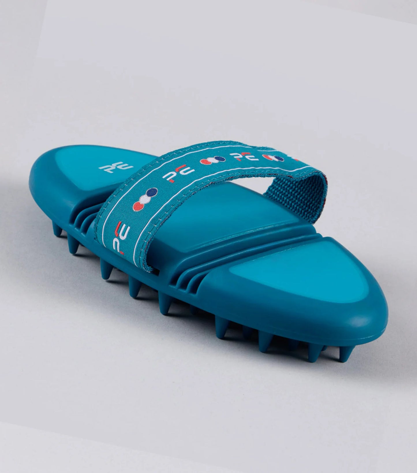 Premier Equine Soft-Touch Flexi Massage Brush blue